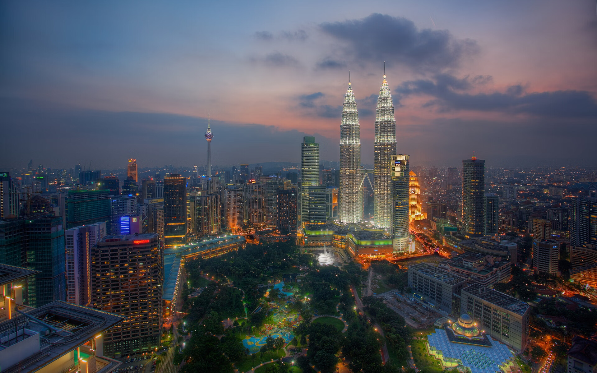 世界短跑邀请赛：恢复科技与周期化训练并用促成绩稳定，世界短跑视频教程